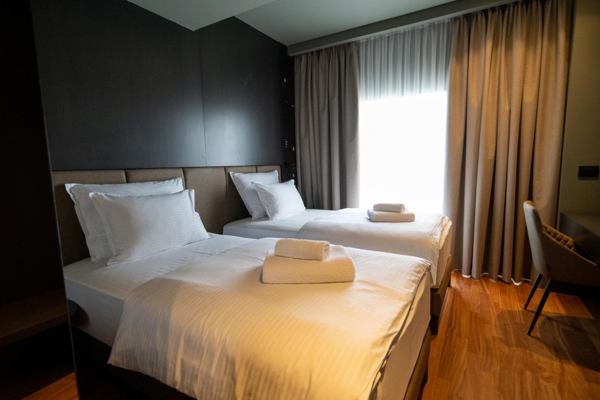 Arka Art Hotel Kashar Экстерьер фото A room at the hotel